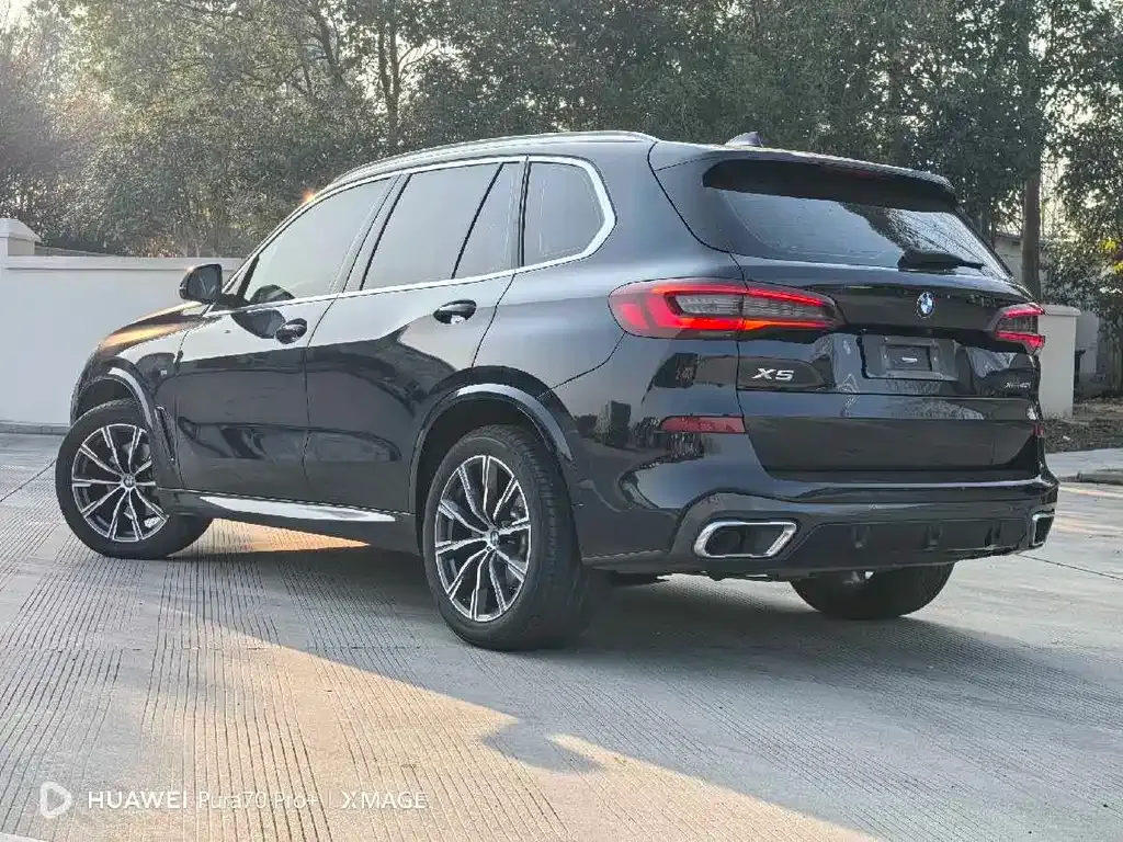 BMW X5 (Import) — фото 9