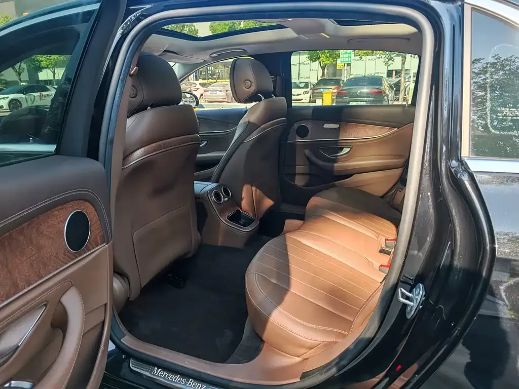Mercedes-Benz E-Class New Energy — фото 5