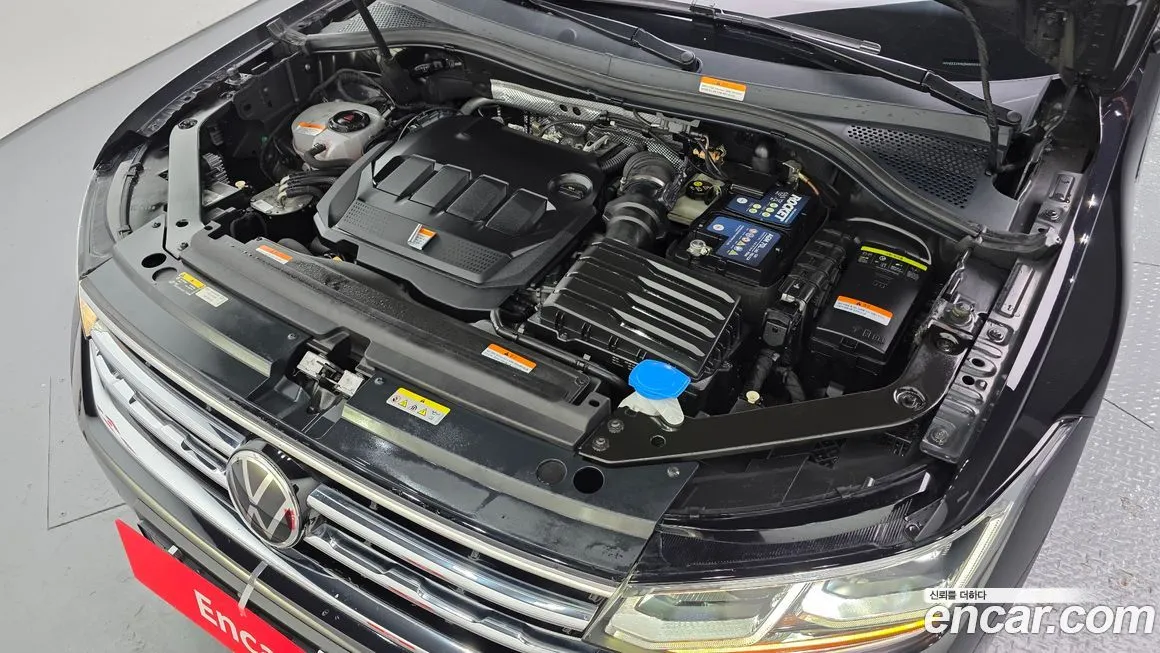 Volkswagen Tiguan — фото 10