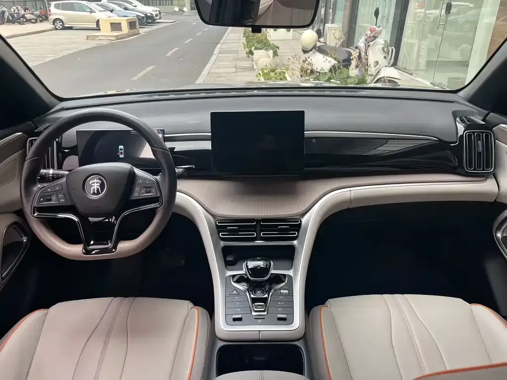 BYD Pro New Energy — фото 3