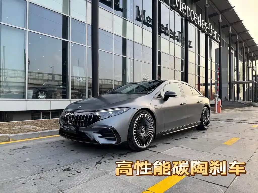 Mercedes-Benz EQS AMG — фото 1