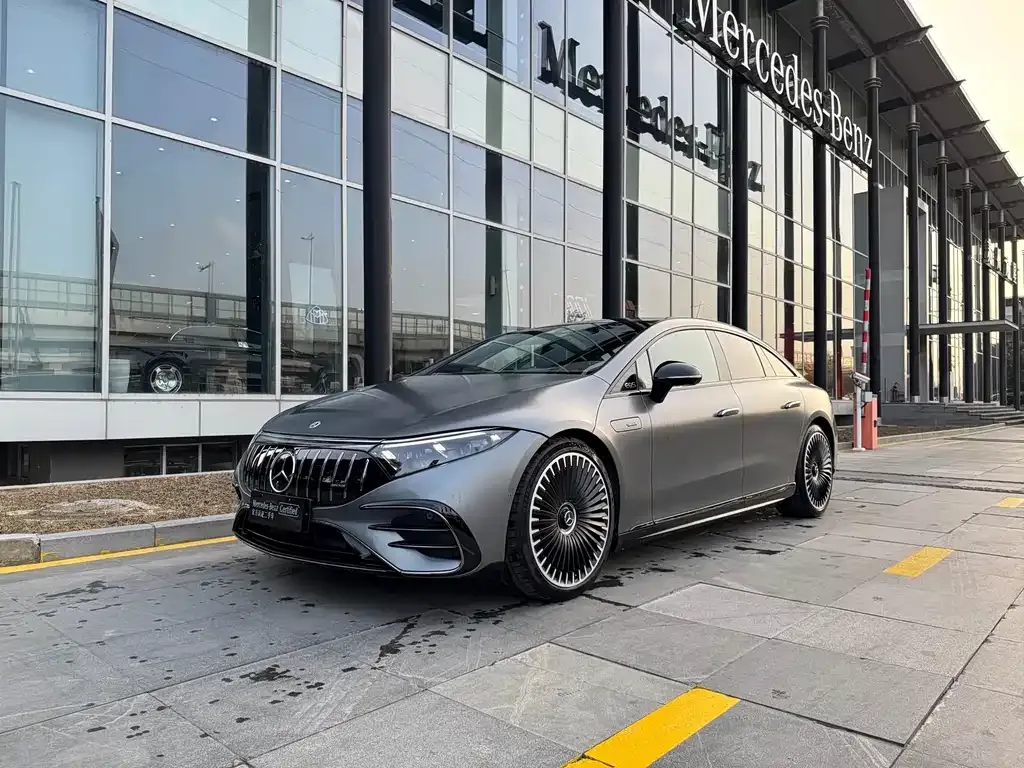 Mercedes-Benz EQS AMG — фото 5