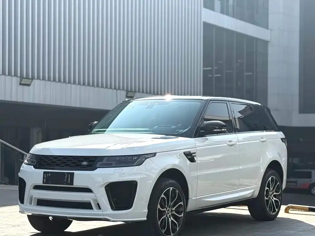 Land Rover Sport — фото 1