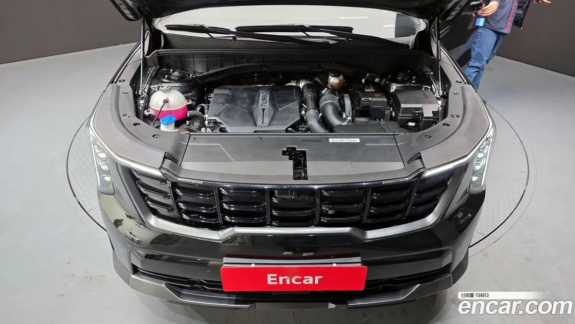 Kia Sorento — фото 6