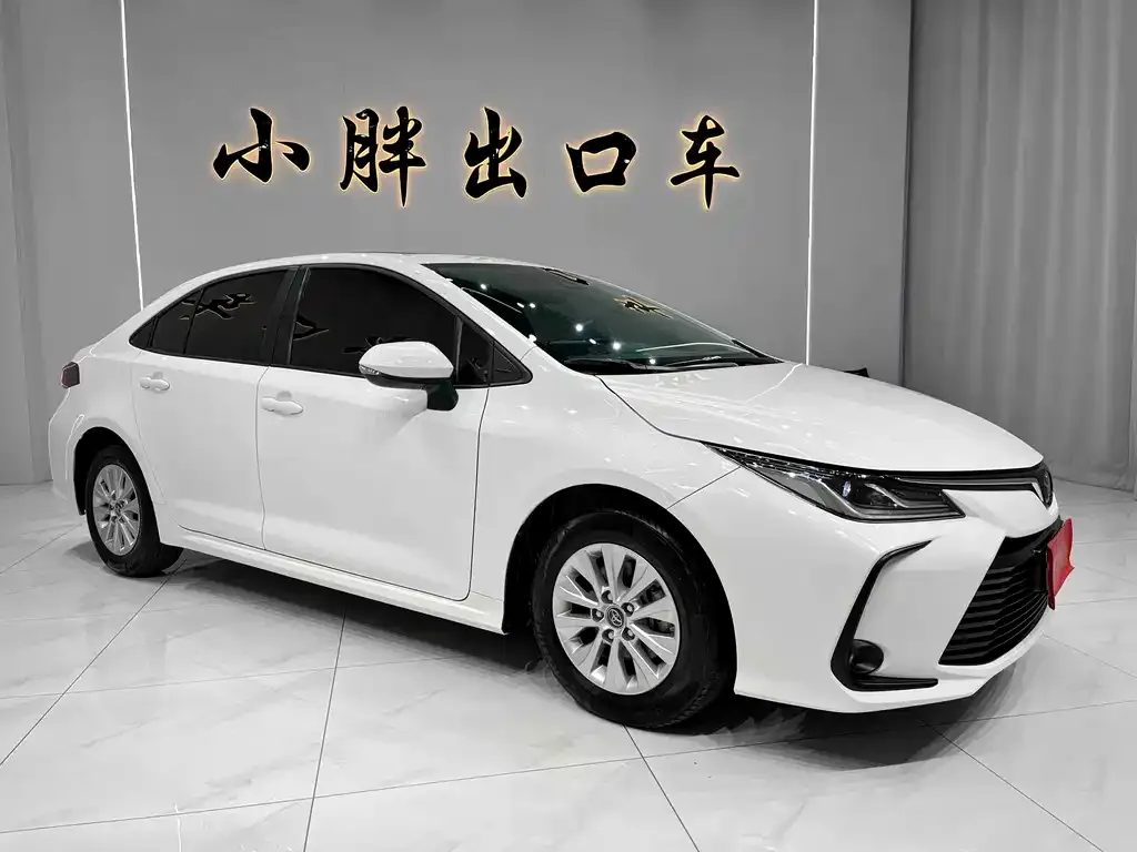 Toyota Corolla — фото 2