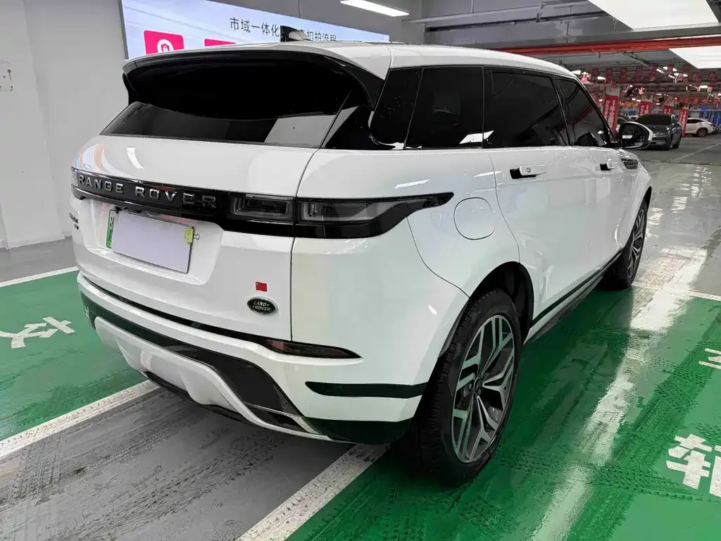 Land Rover Evoque PHEV — фото 3