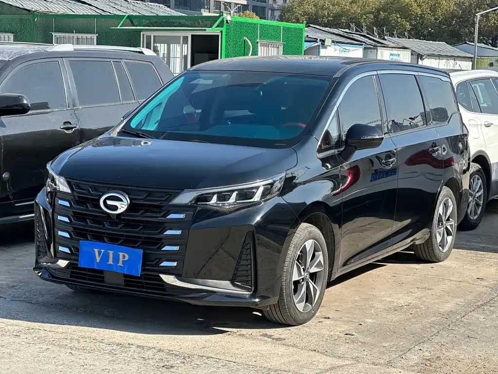 GAC Motor Trumpchi M6 — фото 1