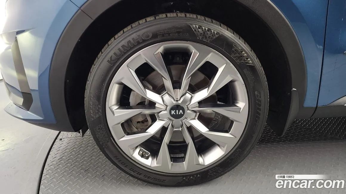 Kia Sorento — фото 3