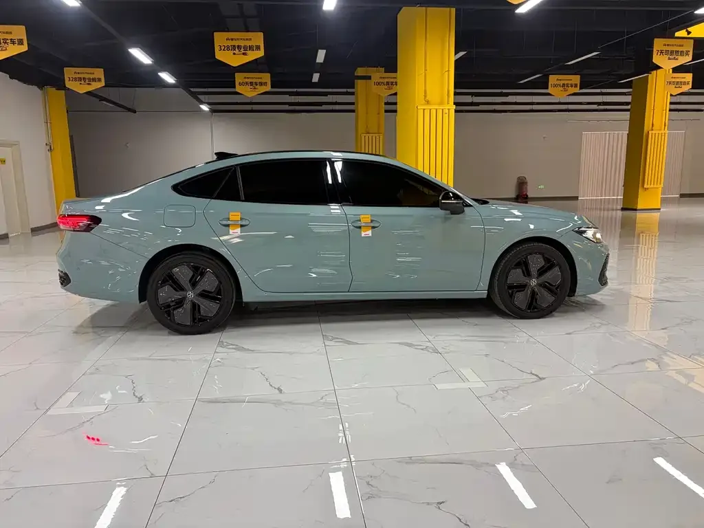 Volkswagen Passat — фото 8