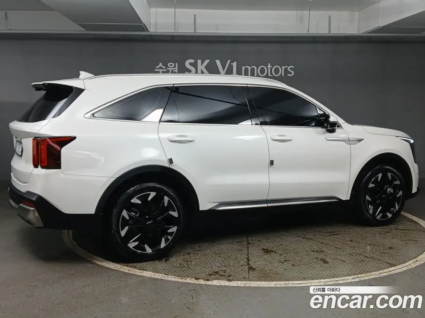 Kia Sorento — фото 8