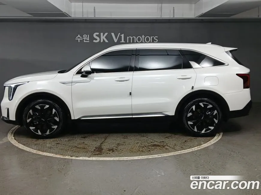 Kia Sorento — фото 6
