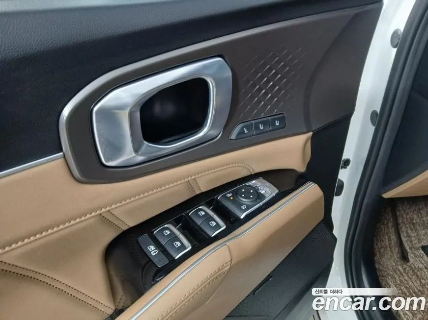 Kia Sorento — фото 10