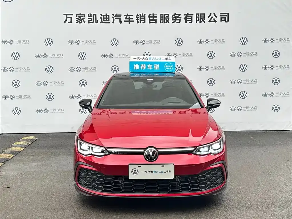 Volkswagen Golf GTI — фото 9