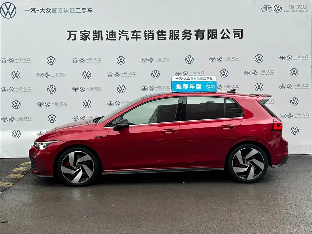 Volkswagen Golf GTI — фото 8