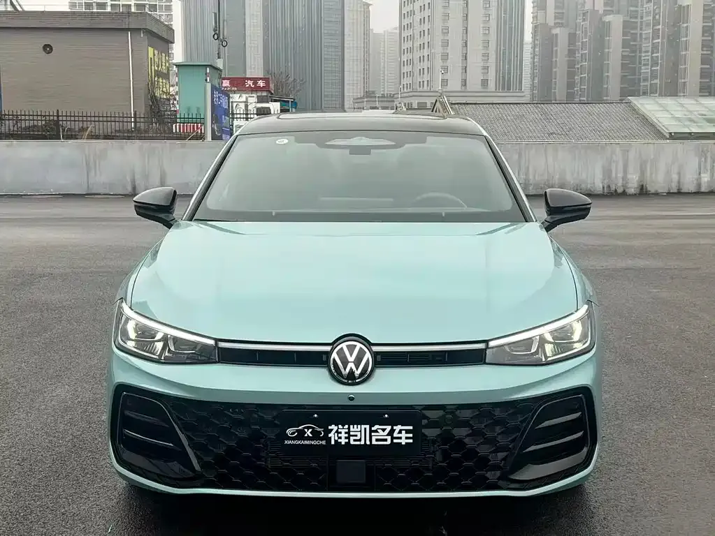 Volkswagen Passat — фото 5