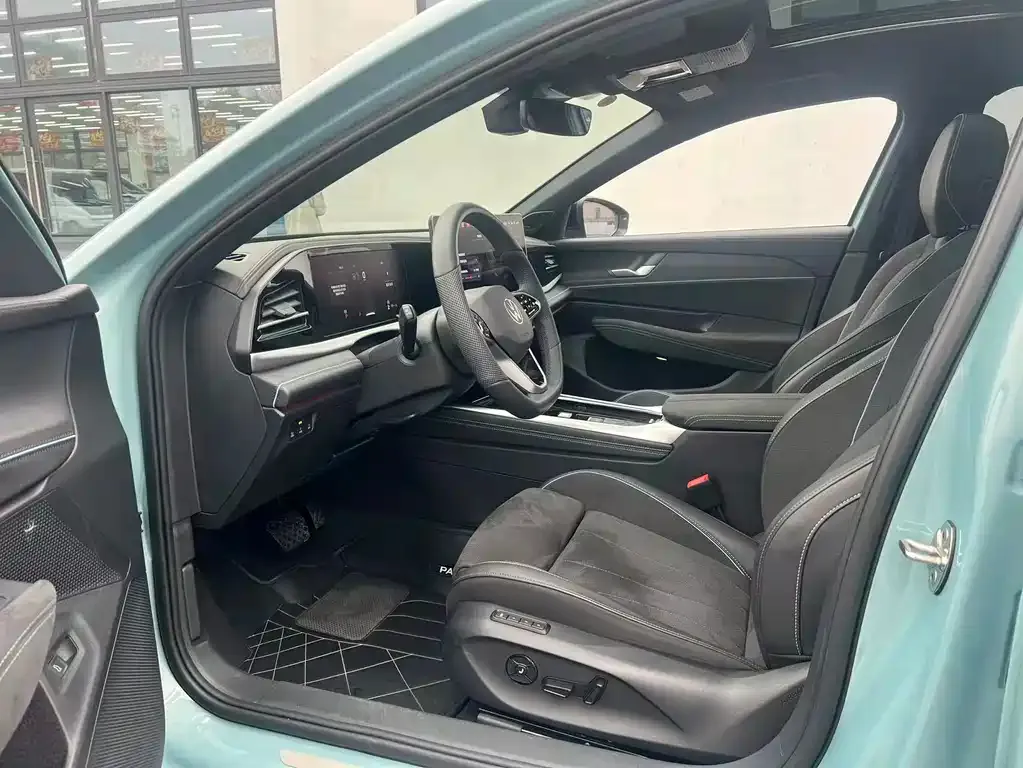 Volkswagen Passat — фото 7