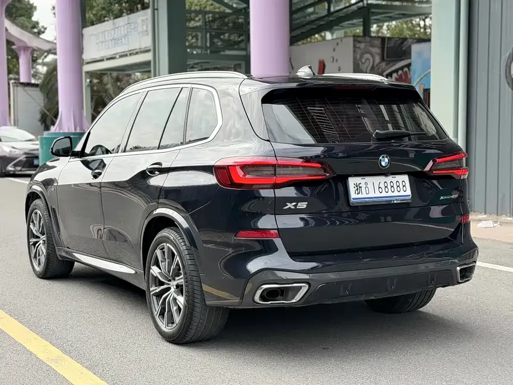 BMW X5 (Import) — фото 4