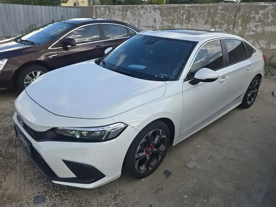 Honda Civic — фото 1