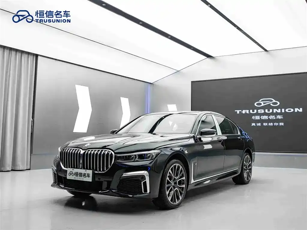BMW 7 Series — фото 10