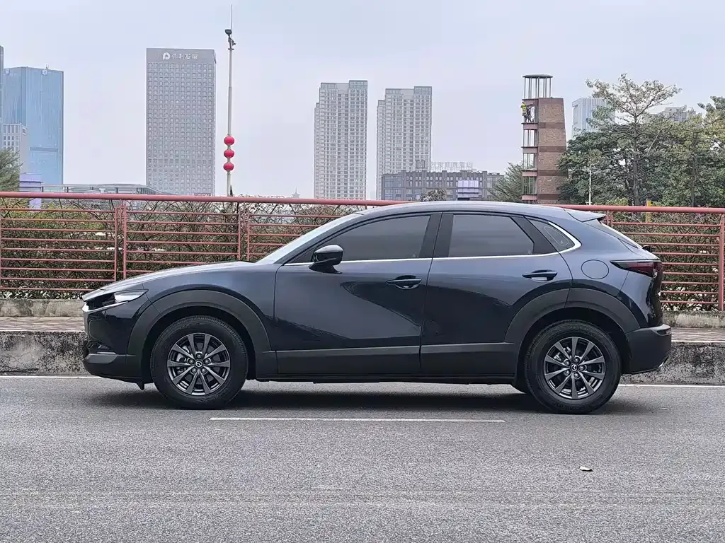 Mazda CX-30 — фото 8