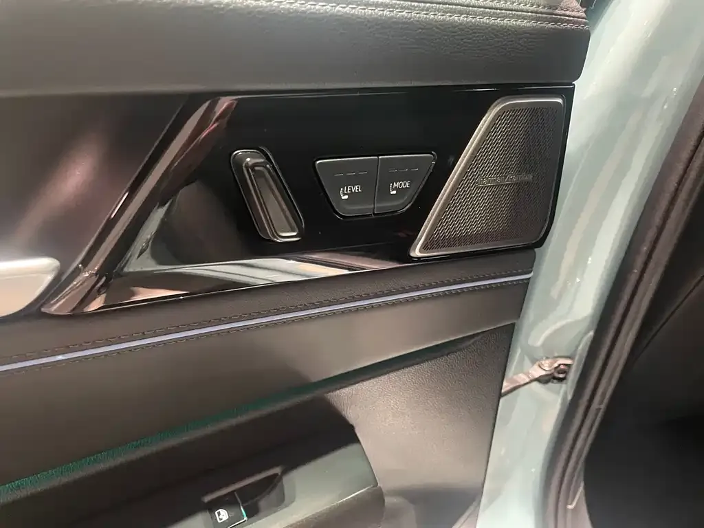 Volkswagen Passat — фото 3
