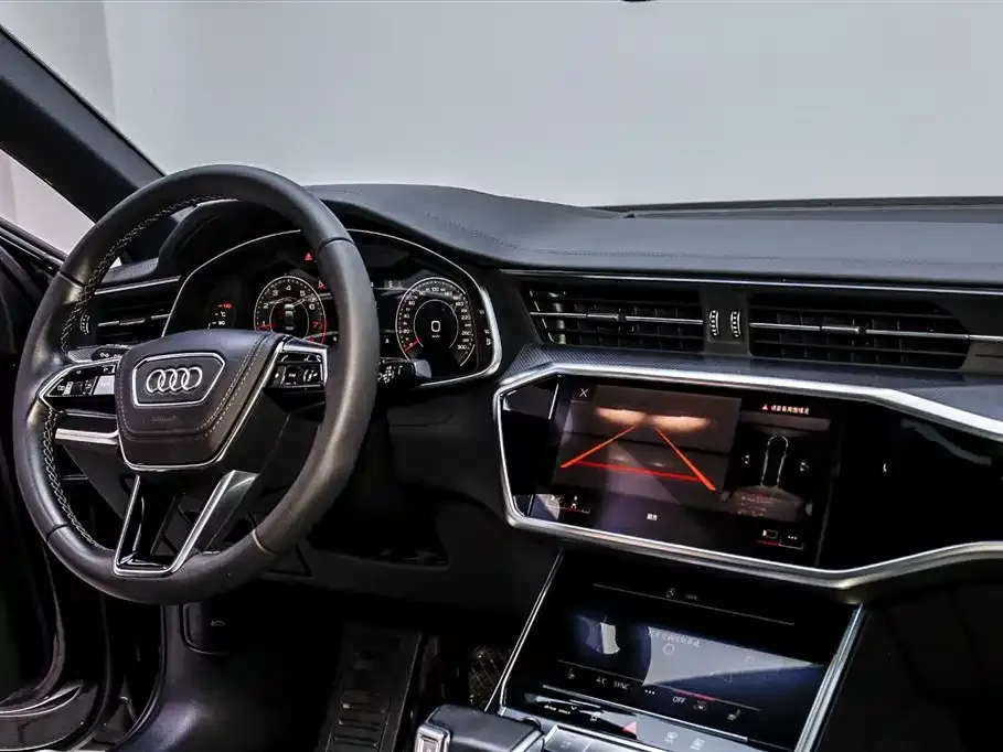 Audi A6L — фото 5