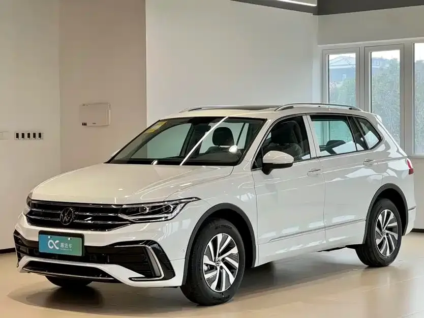 Volkswagen Tiguan L New Energy — фото 1