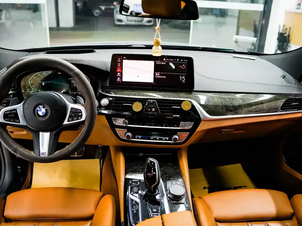 BMW 6 Series GT — фото 9