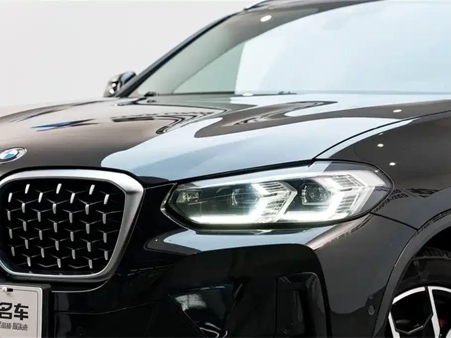 BMW X4 — фото 8