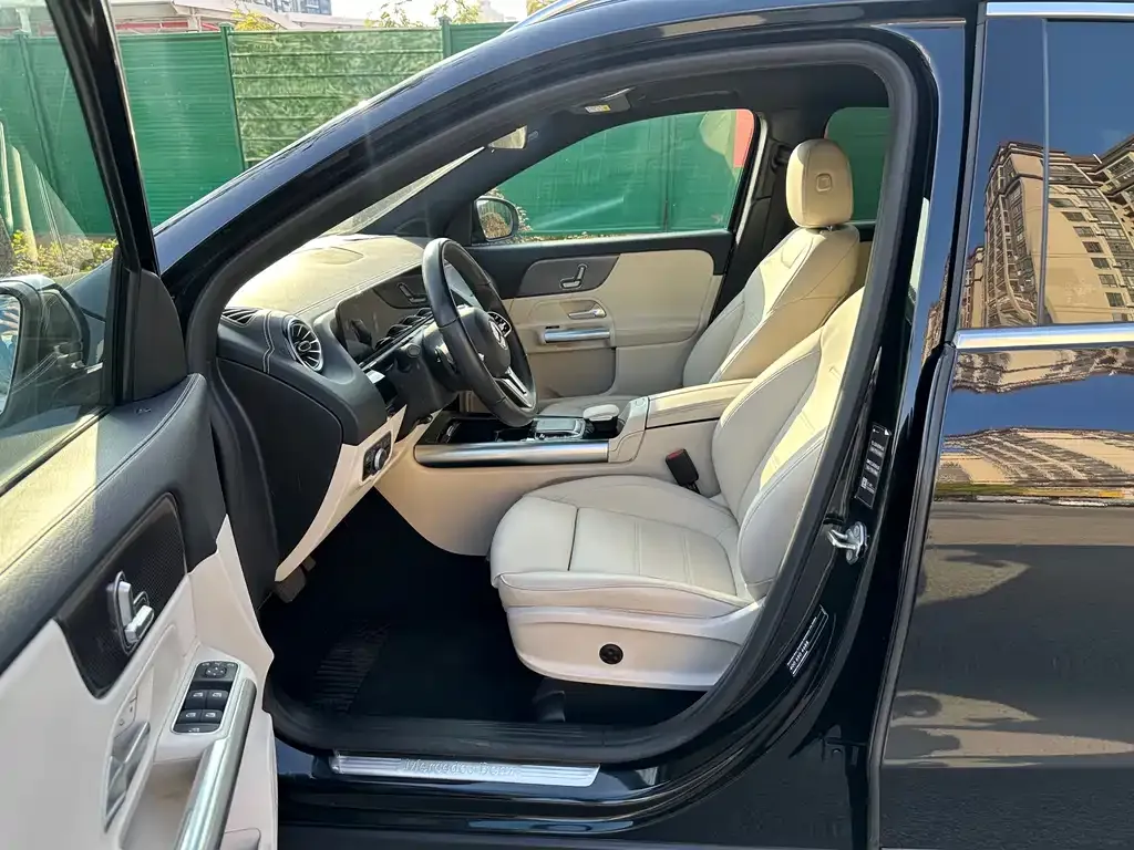Mercedes-Benz GLA — фото 6