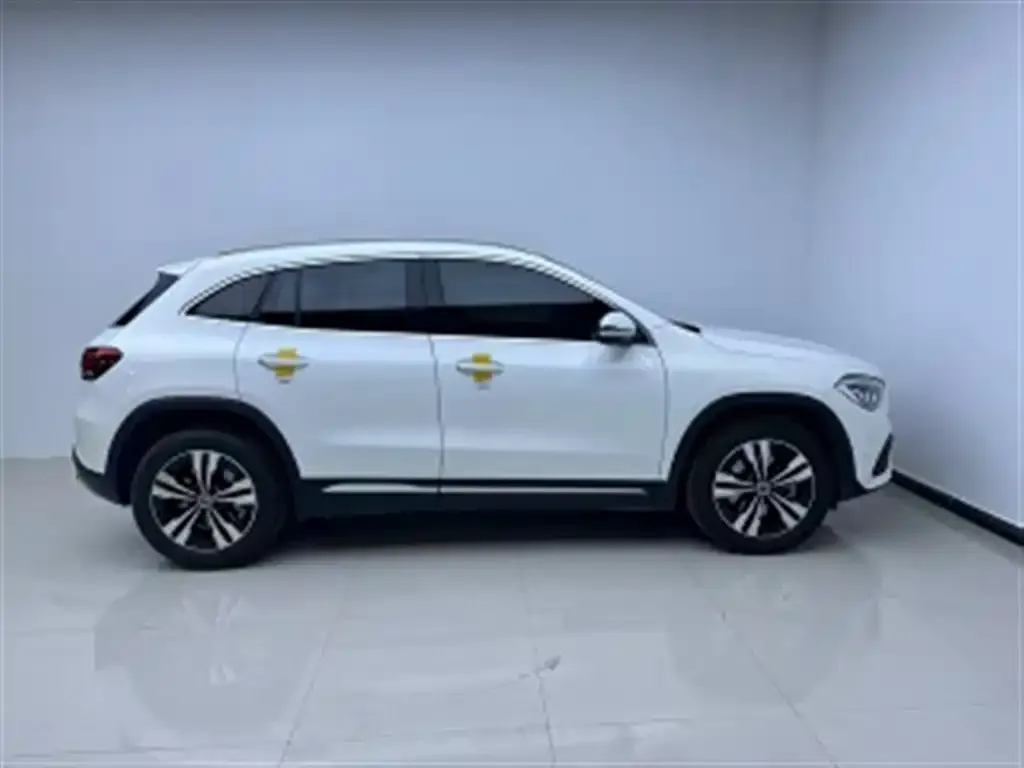Mercedes-Benz GLA — фото 4