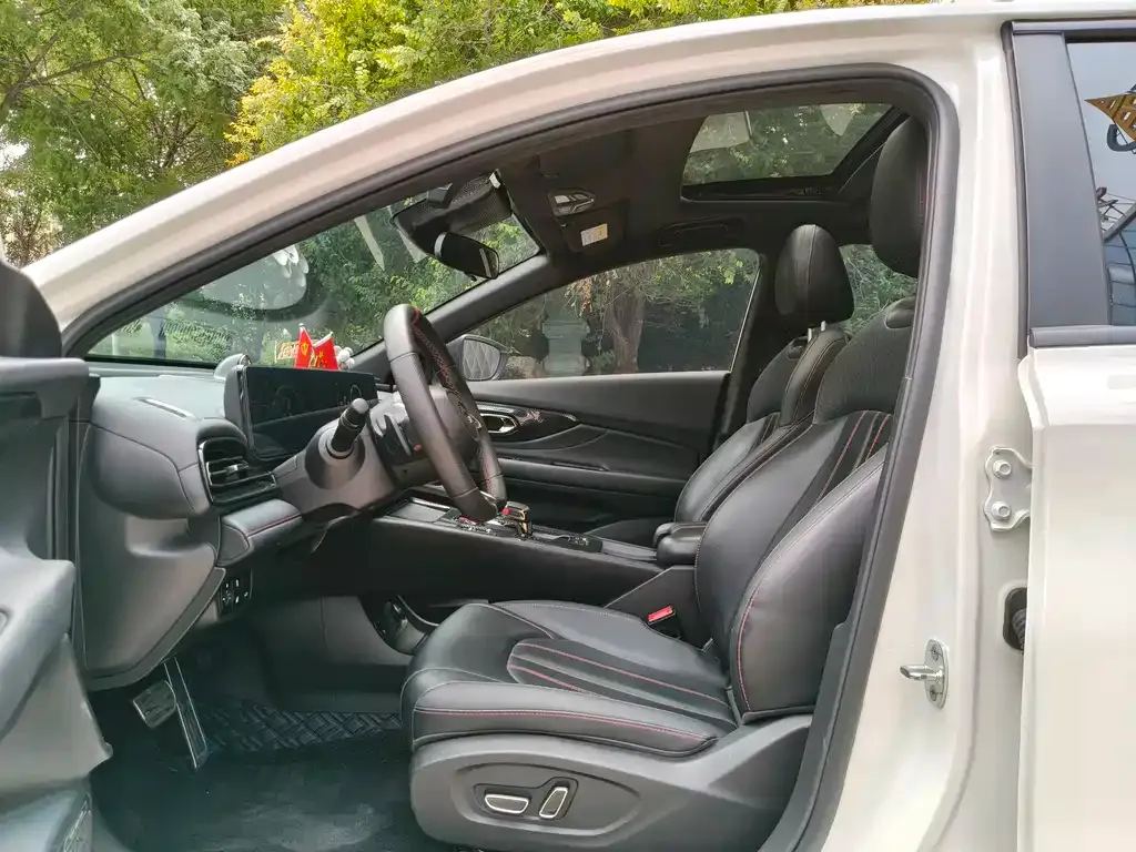 GAC Motor Shadow Leopard — фото 4