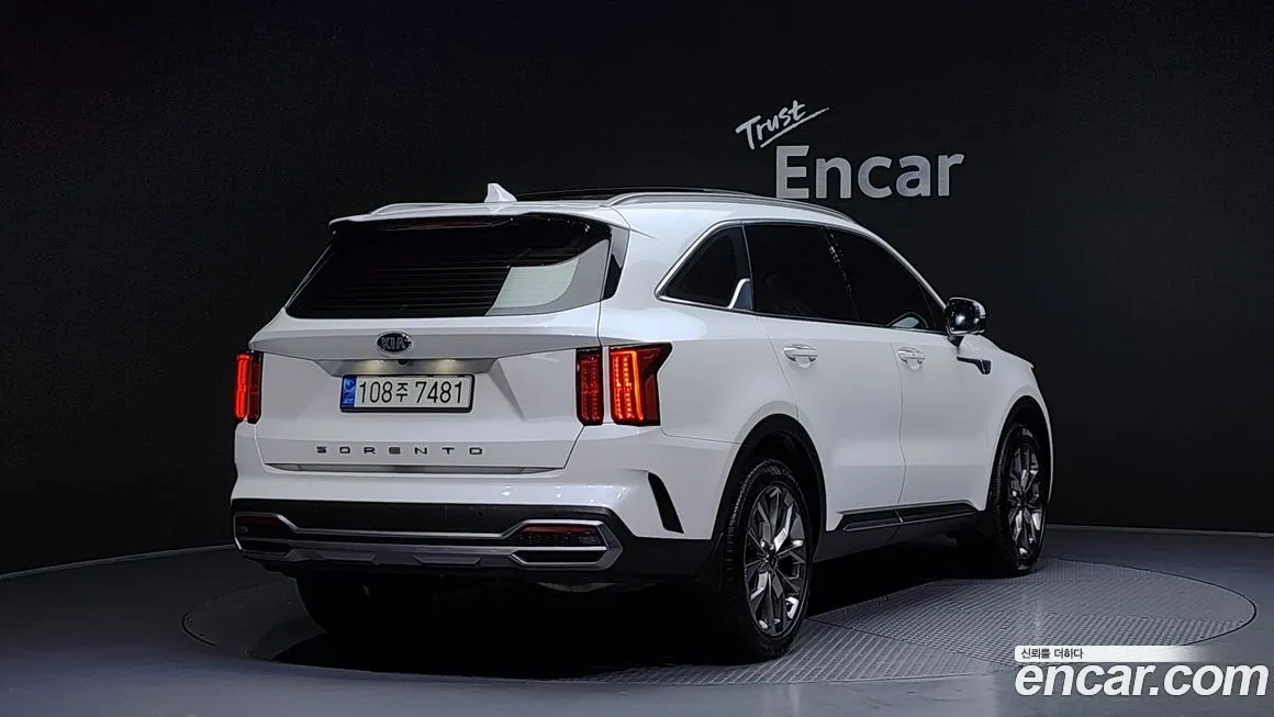 Kia Sorento — фото 3