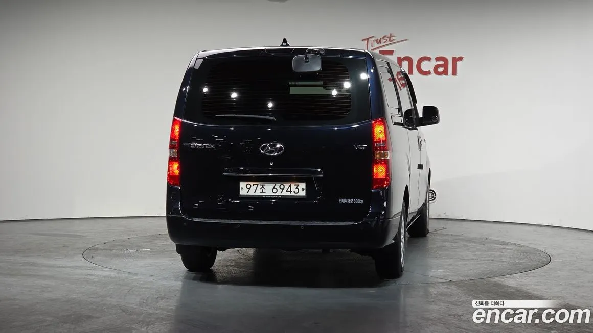 Hyundai Starex — фото 10