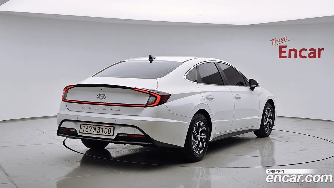 Hyundai Sonata — фото 4