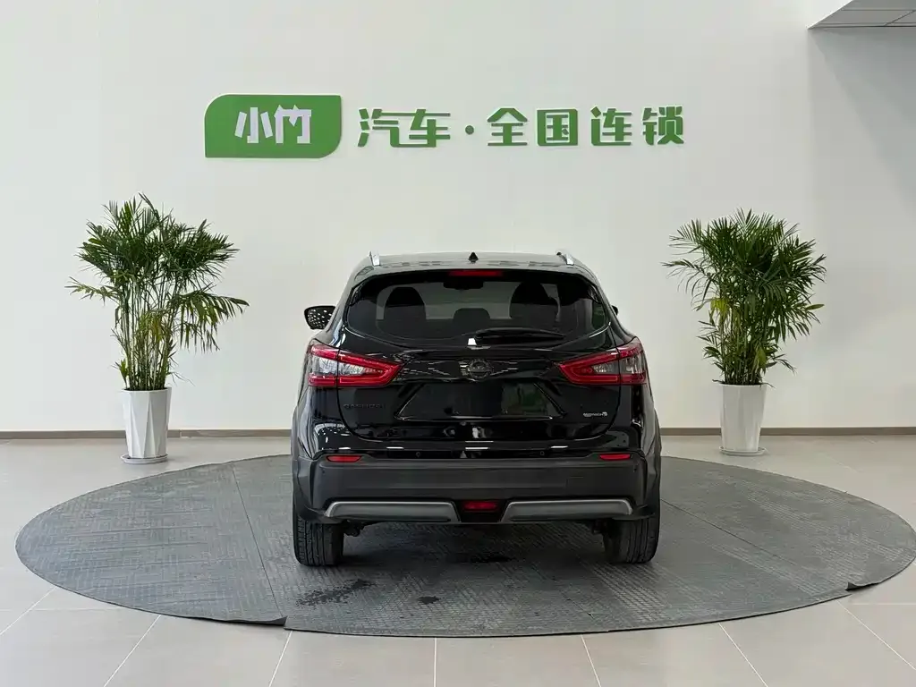 Nissan Qashqai — фото 10