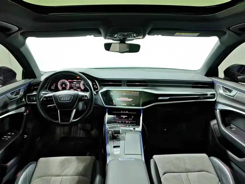 Audi A6L — фото 10