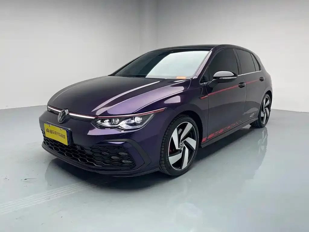 Volkswagen Golf GTI — фото 10