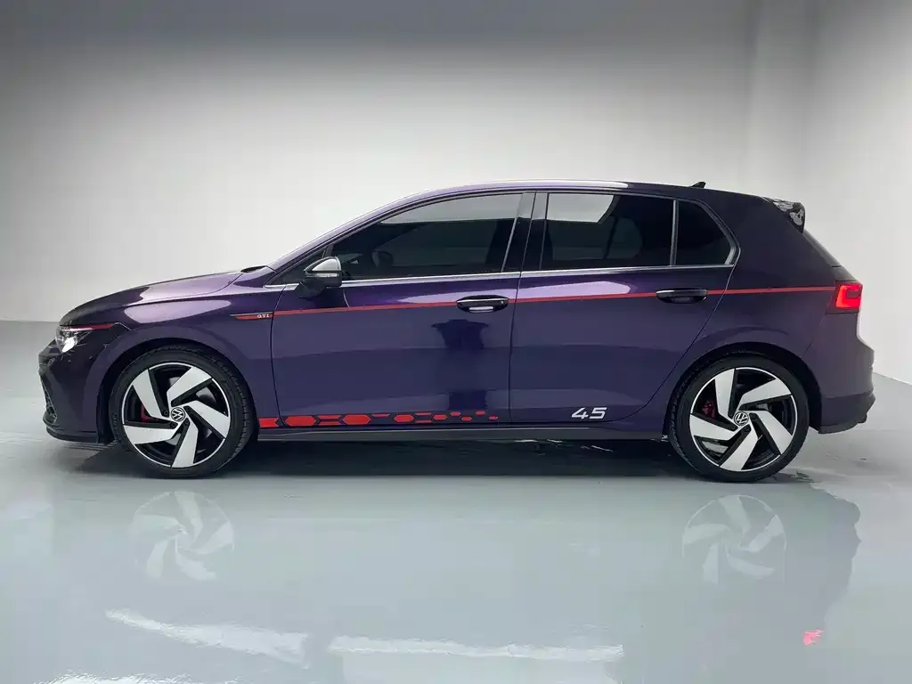 Volkswagen Golf GTI — фото 5