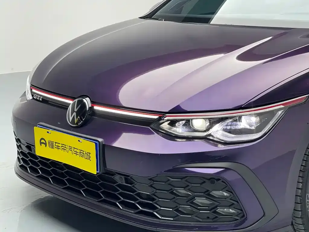 Volkswagen Golf GTI — фото 6