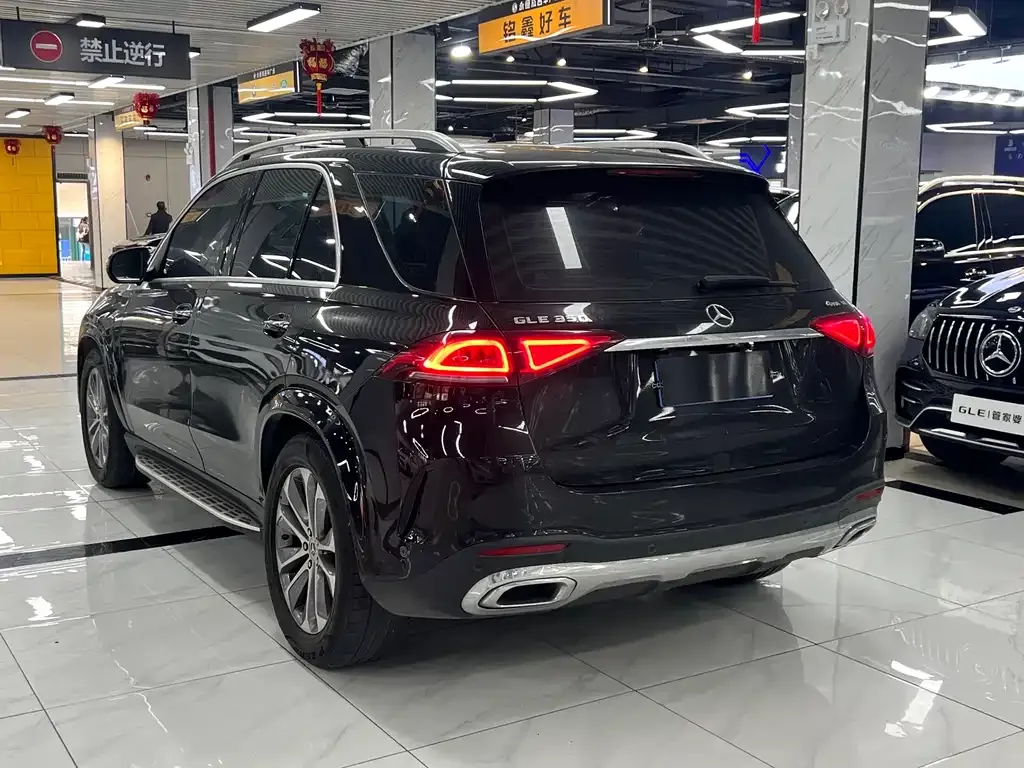 Mercedes-Benz GLE — фото 3