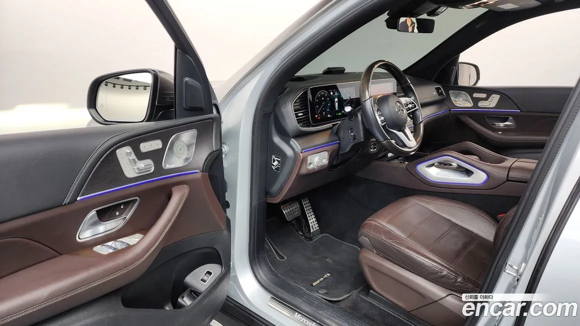 Mercedes-Benz GLS-Class — фото 6