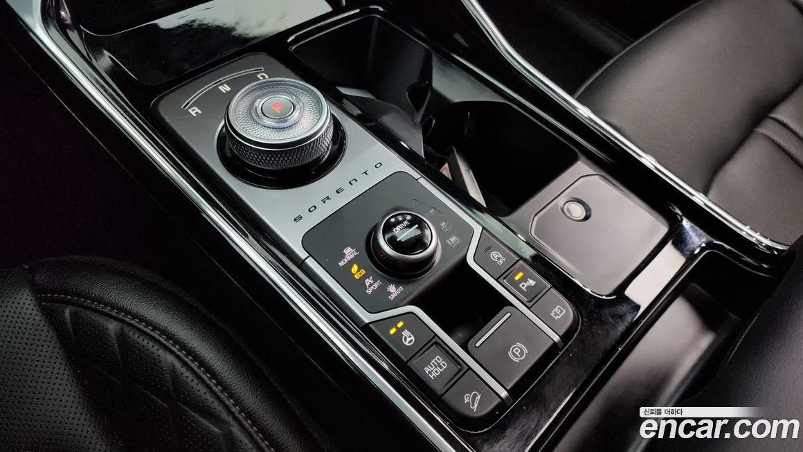 Kia Sorento — фото 9