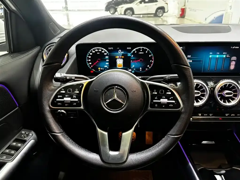 Mercedes-Benz GLA — фото 5