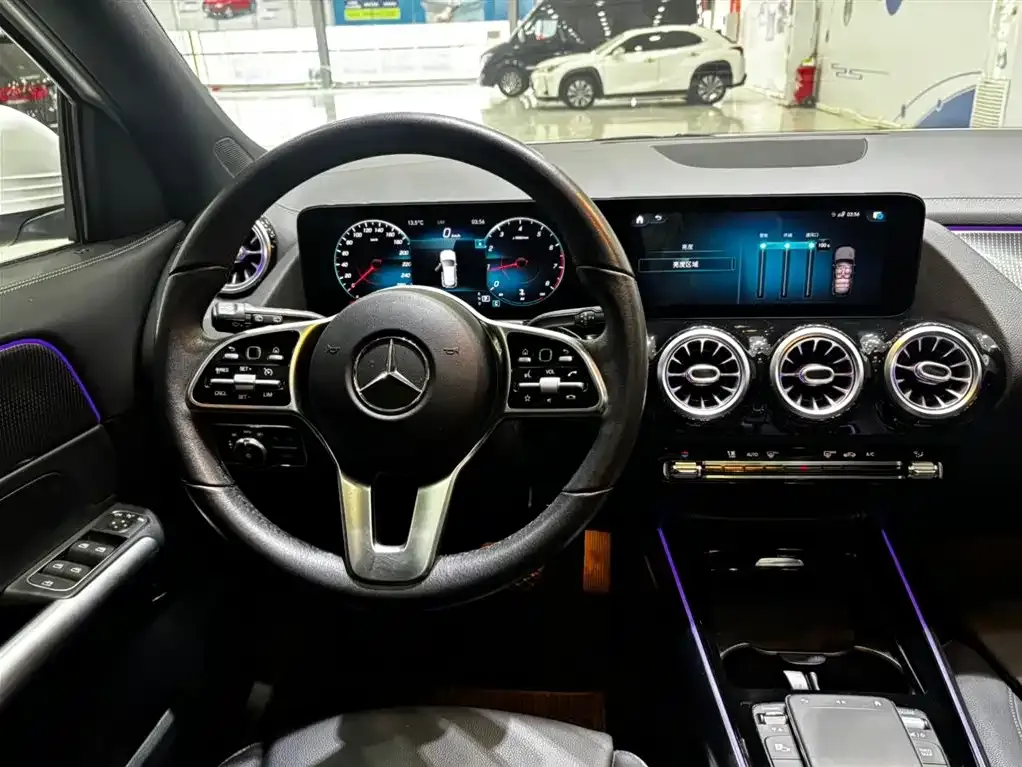 Mercedes-Benz GLA — фото 4