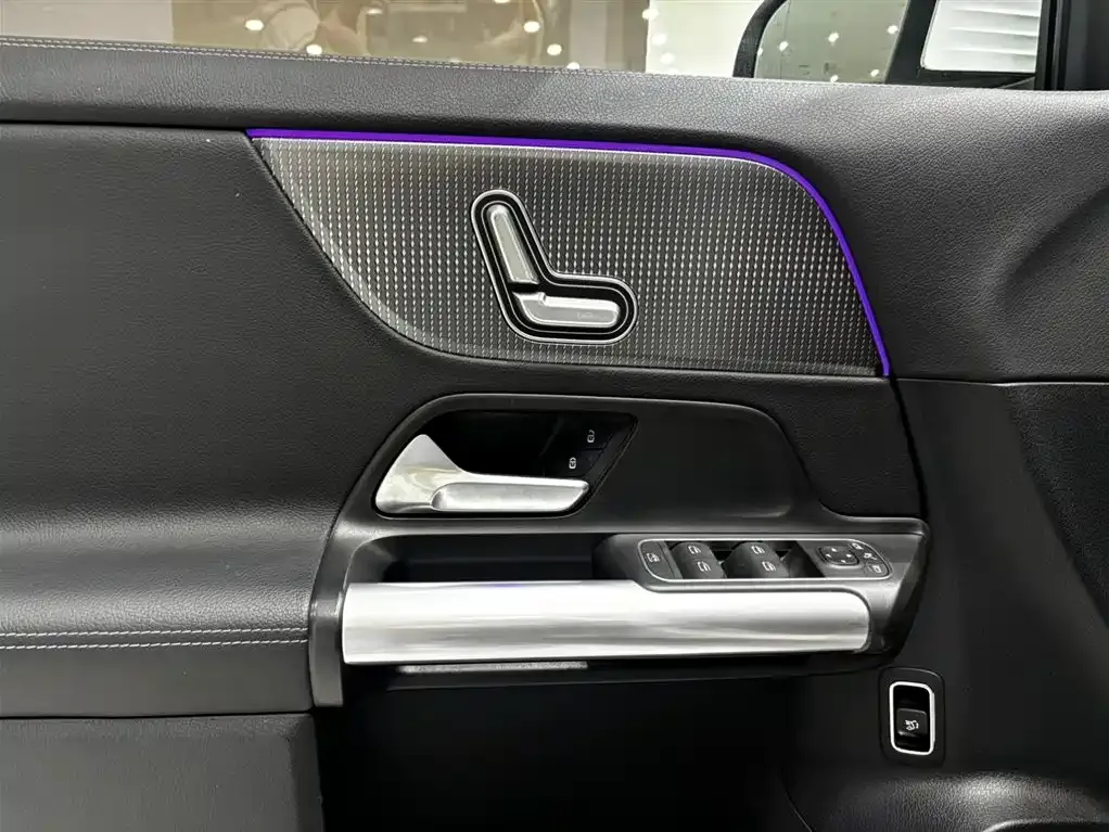 Mercedes-Benz GLA — фото 10