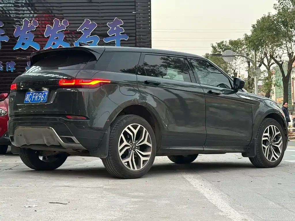 Land Rover Evoque — фото 2