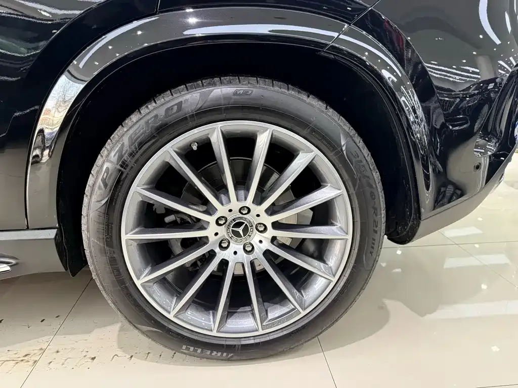 Mercedes-Benz GLE — фото 7