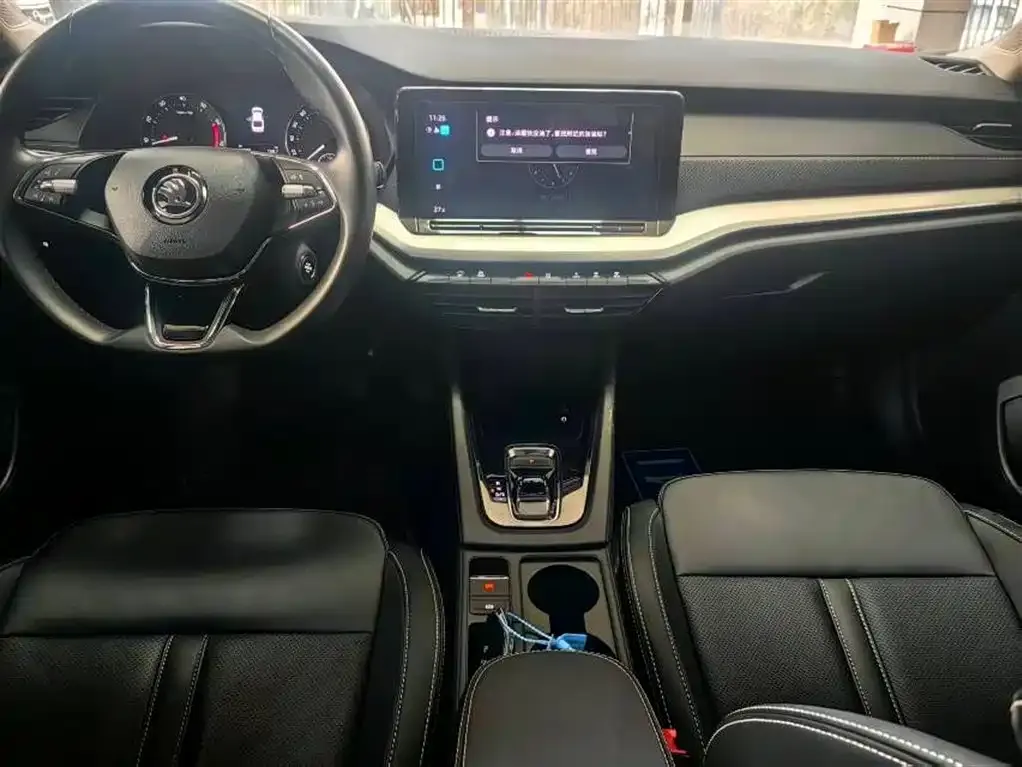 Skoda Octavia — фото 2
