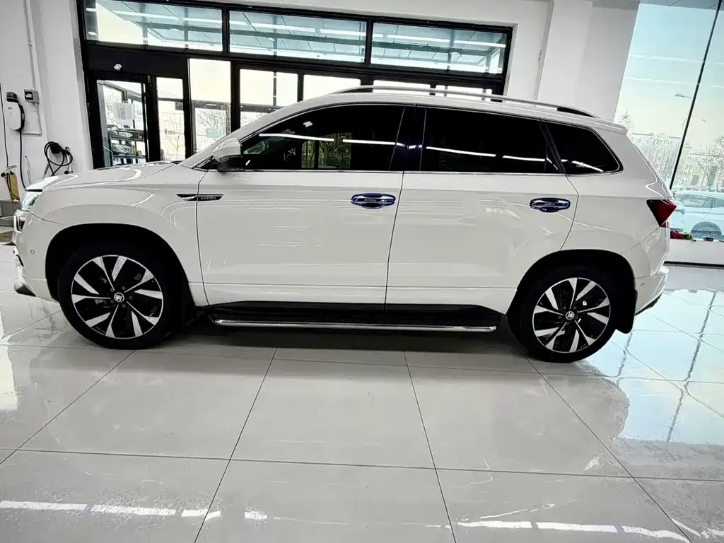 Skoda Karoq — фото 7